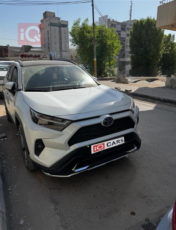 Toyota RAV4 2024 for sale in Iraq - Baghdad